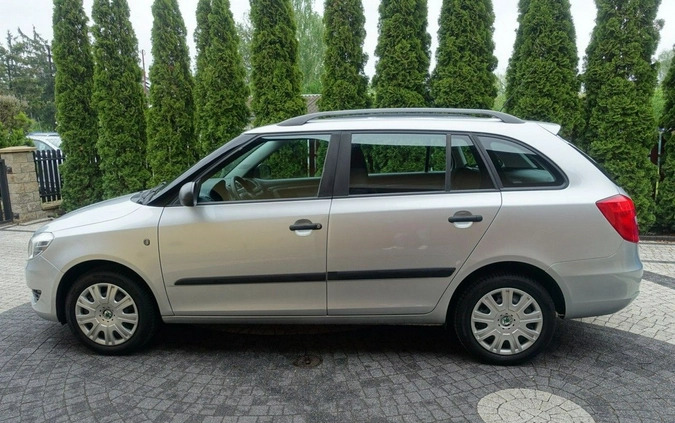 Skoda Fabia cena 18900 przebieg: 142000, rok produkcji 2012 z Tyczyn małe 172